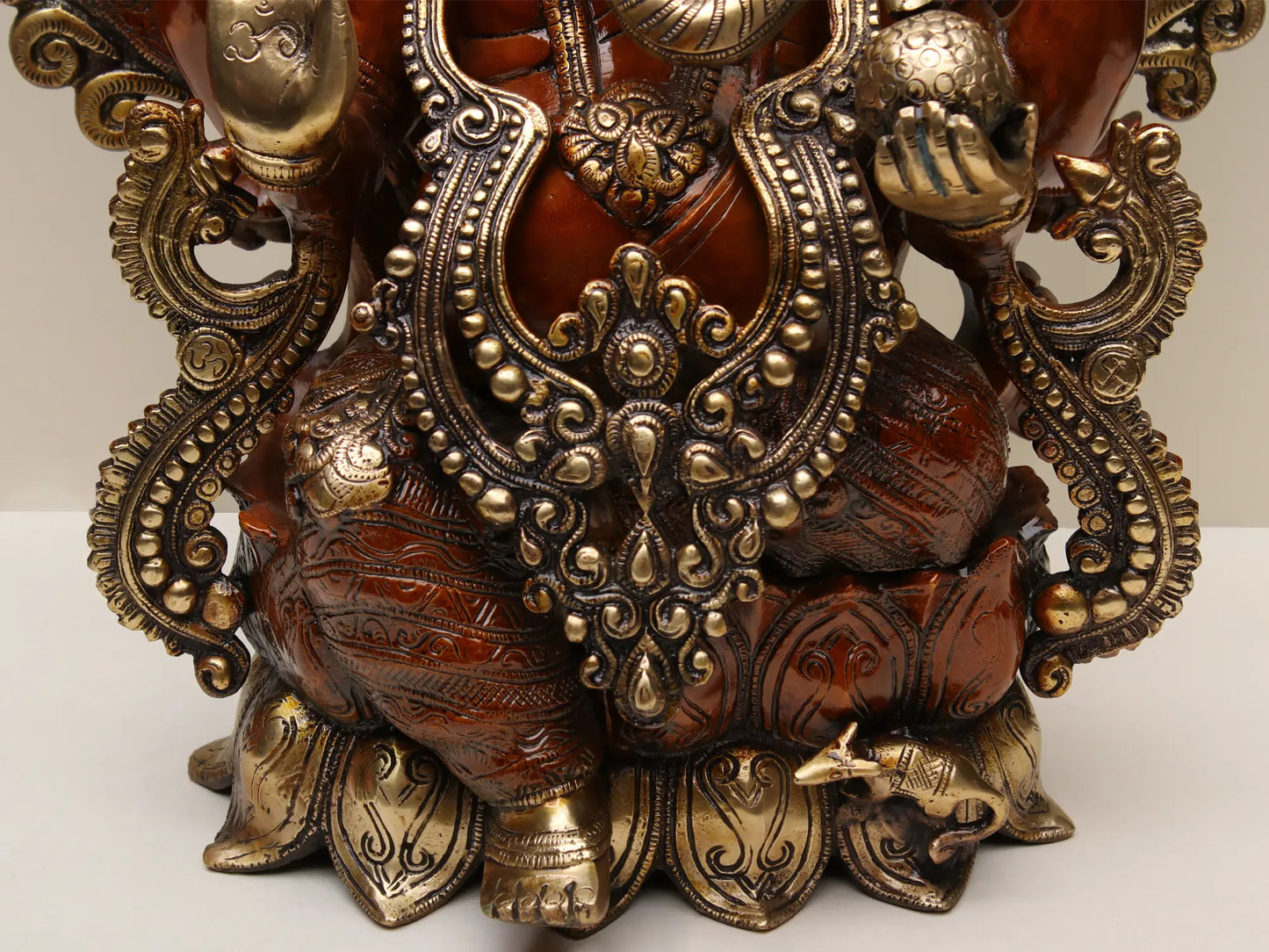 Brassaura™ Majestic Arch Ganesha in Brass | Height 25 Inches & Weight 27.75 kgs