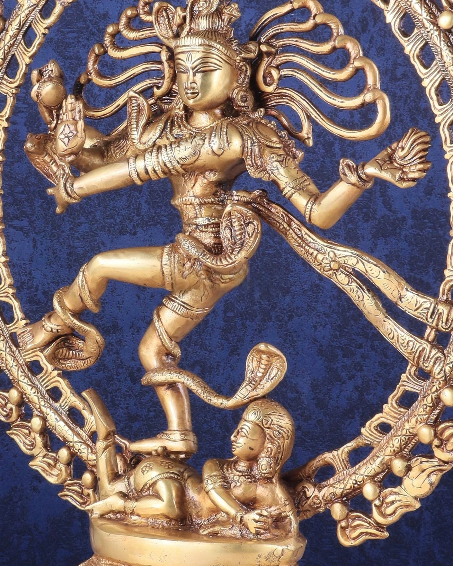 Brassaura™ Handcrafted Fine Brass Lord Shiva Nataraja Statue | Cosmic Dance Idol | Weight 10 Kgs | Height 20.5 Inches