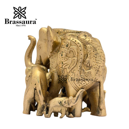 Brass Elephant Idol for Home and Decor Weight 1.4 Kg Height 10 cm