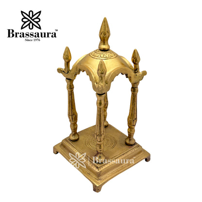 Brass Temple Idol for Home and Decor Weight 2.2 Kg Height 26 cm