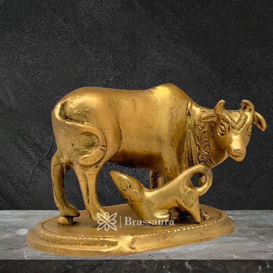 Brass Kaamdhenu Cow Idol for Home and Decor Weight .350 Kg Height 6 cm