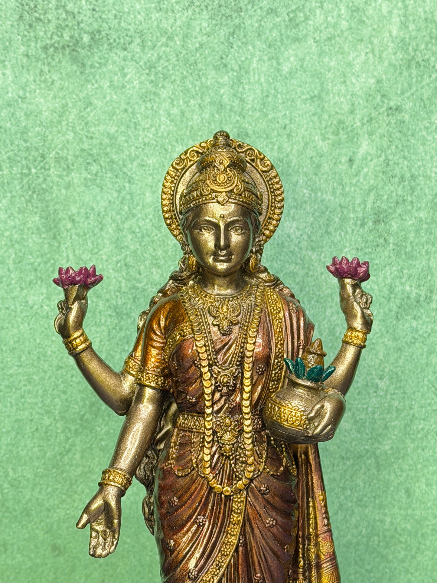 Brassaura™ Artistic Resin Laxmi Idol – Height 9.8 Inches & Weight 0.675 Kgs | Home & Puja Décor