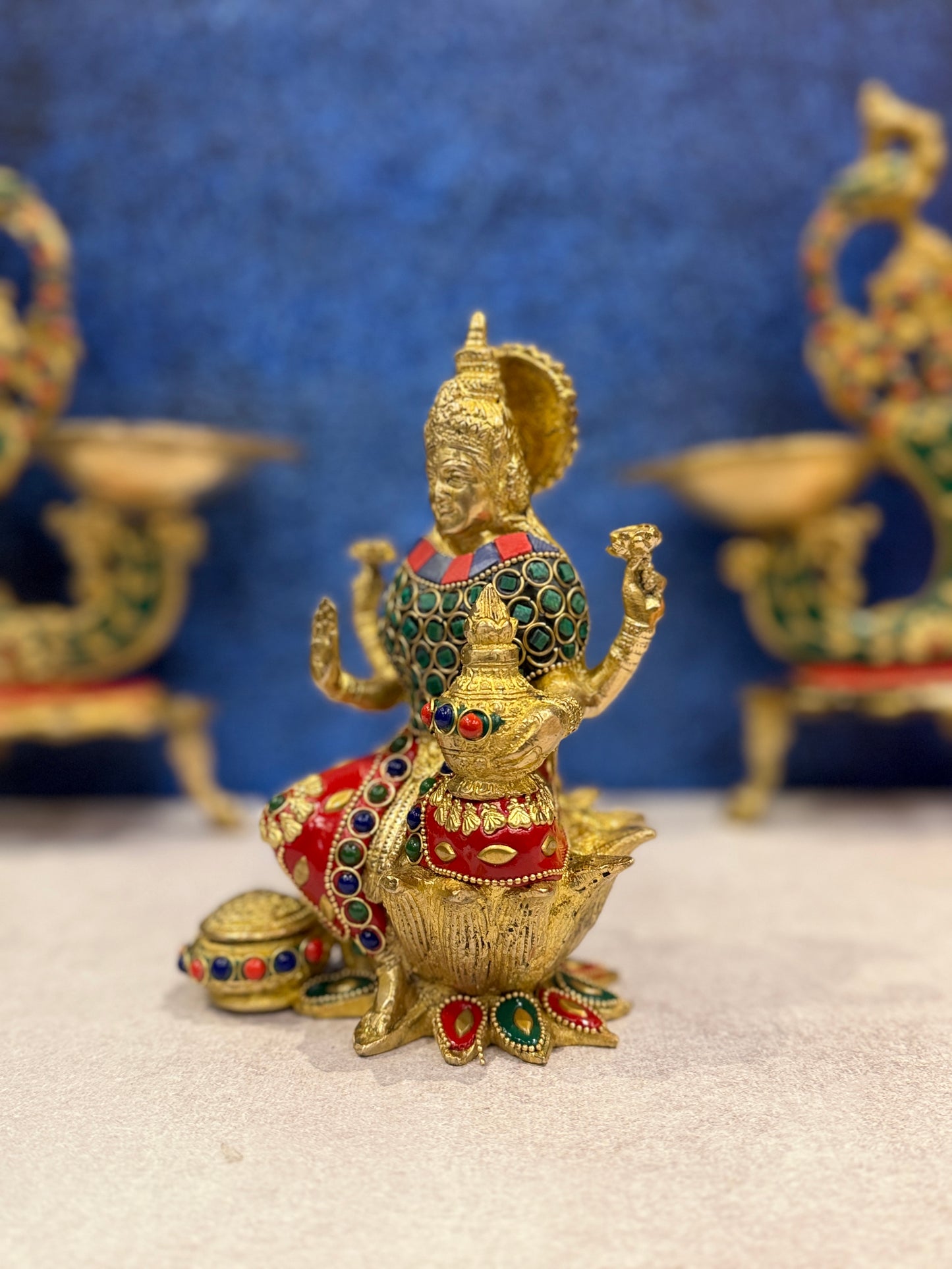 Brassaura® Brass Lakshmi Statue | Height 7 Inches