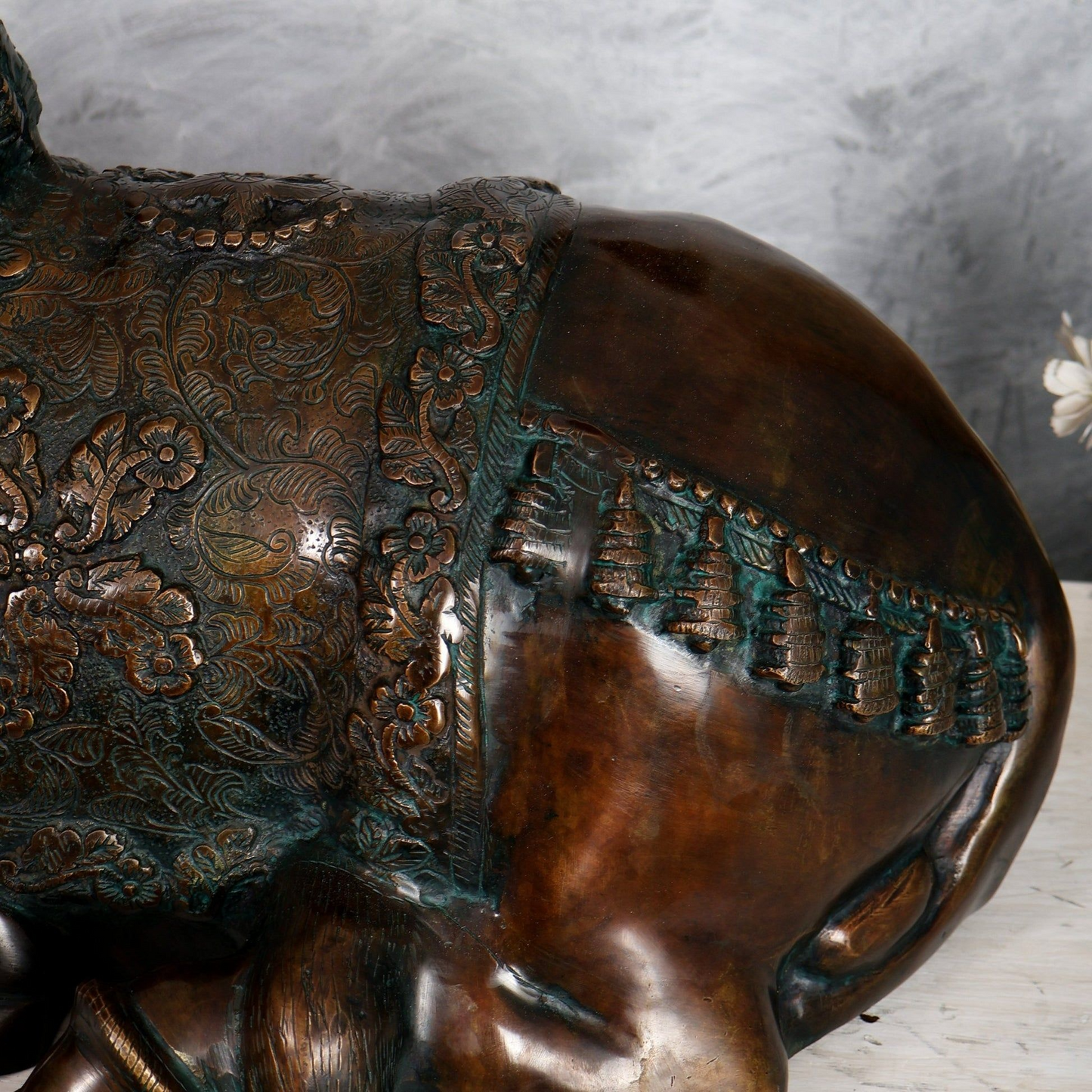 Brassaura® Brass Antique Large Nandi Sculpture | Height 21.5 Inches