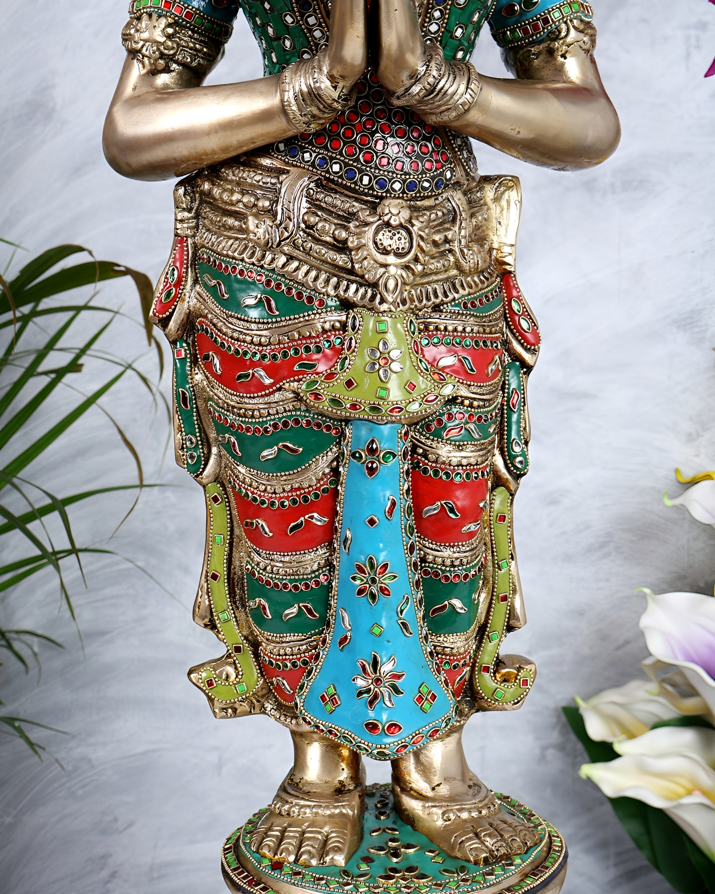 Brassaura® Brass Large Welcome Namaste Lady Statue | Height 30.5 Inches