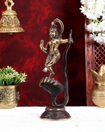 ब्रासोरा® वृंदावन वेणुगोपाल कृष्ण पीतल की प्रतिमा मोर के साथ | एंटीक नीला और सुनहरा रंग | ऊँचाई 20 इंच