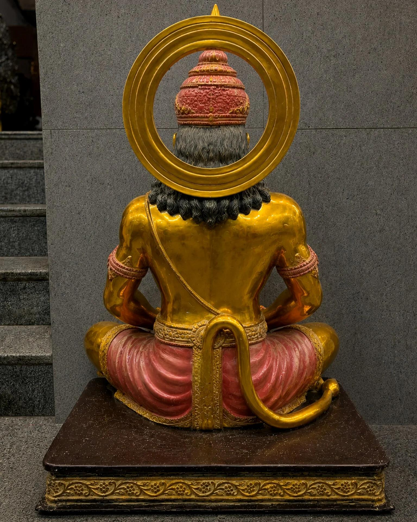 ब्रासोरा® वृंदावन वेणुगोपाल कृष्ण पीतल की प्रतिमा मोर के साथ | एंटीक नीला और सुनहरा रंग | ऊँचाई 20 इंच