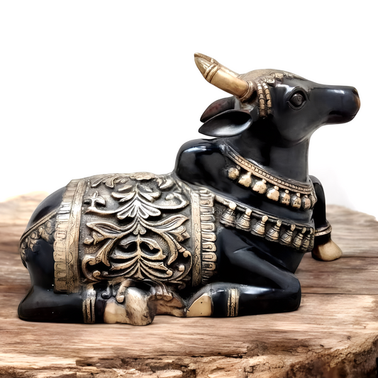 ब्रोसौरो™ बड़ी पीतल की अति उत्तम नंदी मूर्ति - विंटेज ब्लैक टोन | ऊंचाई 14" और वज़न 15 किलोग्राम