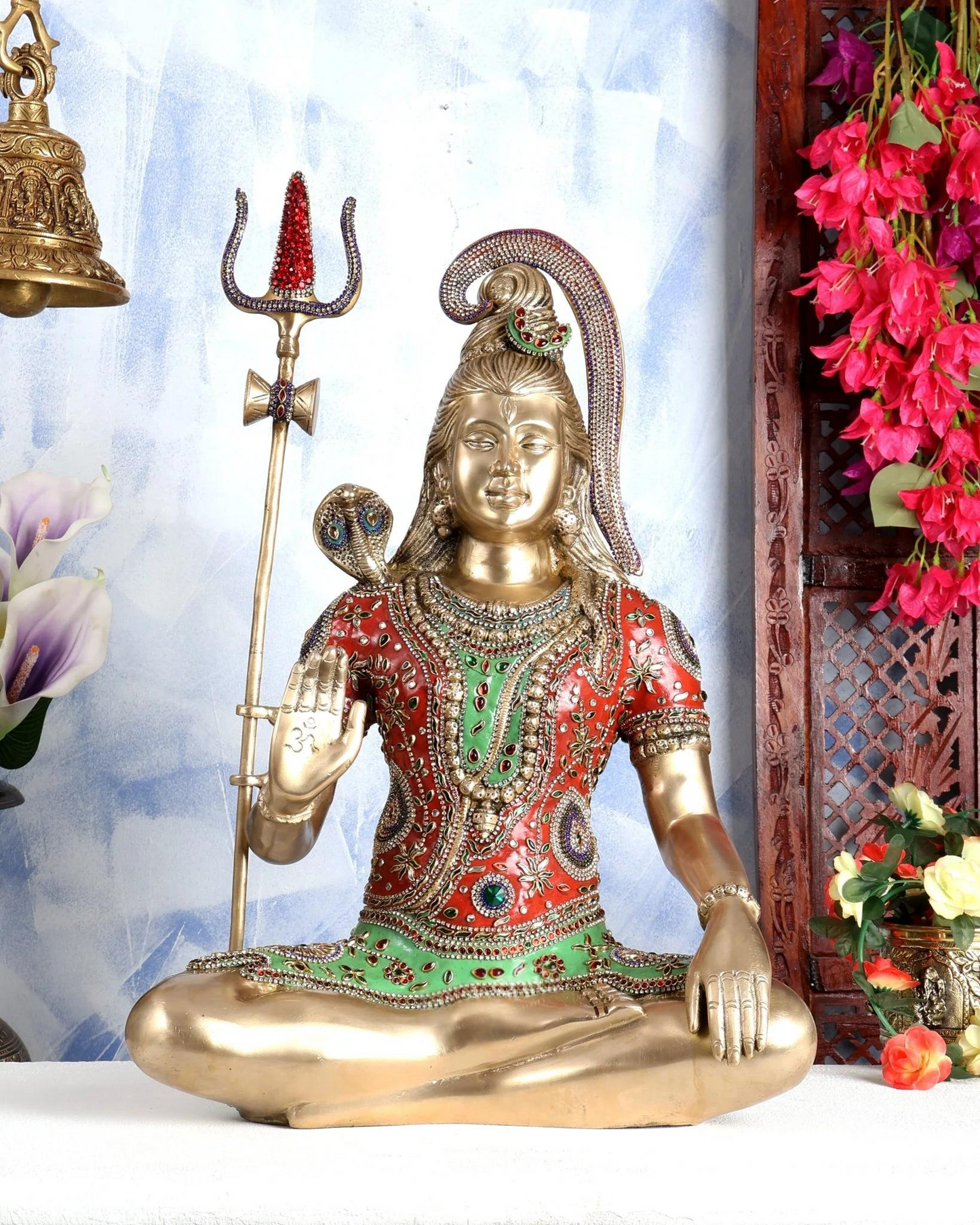 ब्रासोरा® वृंदावन वेणुगोपाल कृष्ण पीतल की प्रतिमा मोर के साथ | एंटीक नीला और सुनहरा रंग | ऊँचाई 20 इंच