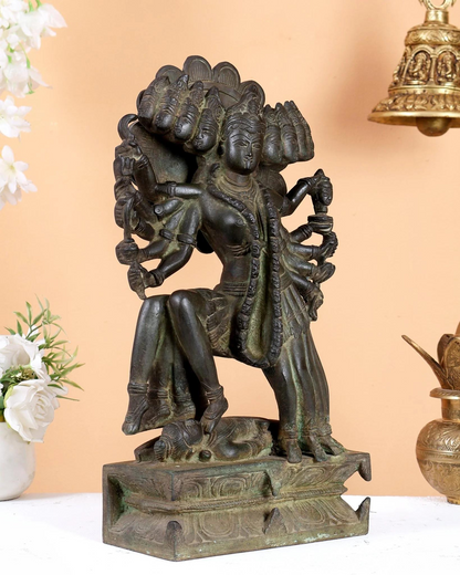 ब्रासोरा® वृंदावन वेणुगोपाल कृष्ण पीतल की प्रतिमा मोर के साथ | एंटीक नीला और सुनहरा रंग | ऊँचाई 20 इंच
