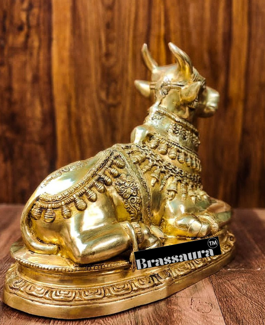 Brassaura™ Brass Nandi Sculpture – Height 16.5 Inches & Weight 19.5 Kgs | Traditional Temple Idol