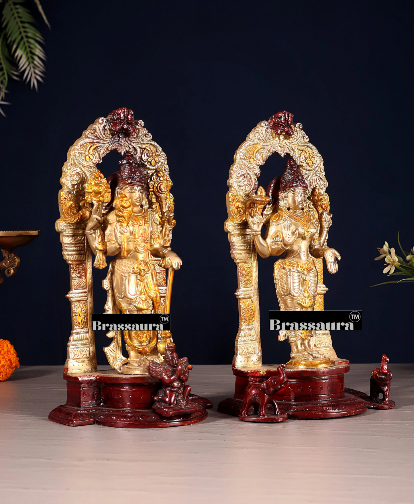 Brassaura™ Brass Idols Pair Vishnu Laxmi with Intricately Carved Prabhavalis – 9-Inch, 5kg – Handmade Hindu God Statues for Home Temple Décor