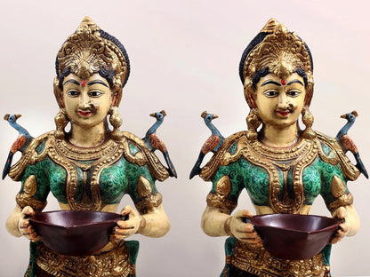 Brassaura® डीप लक्ष्मी युग्म | हाथ से पेंट किए गए विवरण के साथ पीतल | ऊंचाई 29 इंच और वज़न 30.80 किलोग्राम