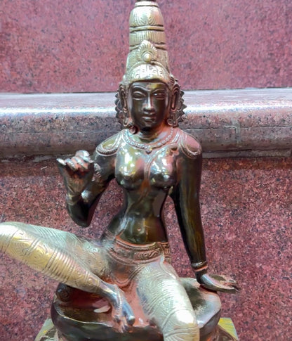 Brassaura™ Pure Brass Seated Parvati Idol – 12 Inches Height, 4.06 Kgs Weight – Black & Red Patina Finish Statue