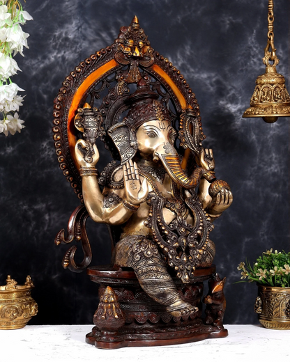 ब्रासोरा® वृंदावन वेणुगोपाल कृष्ण पीतल की प्रतिमा मोर के साथ | एंटीक नीला और सुनहरा रंग | ऊँचाई 20 इंच