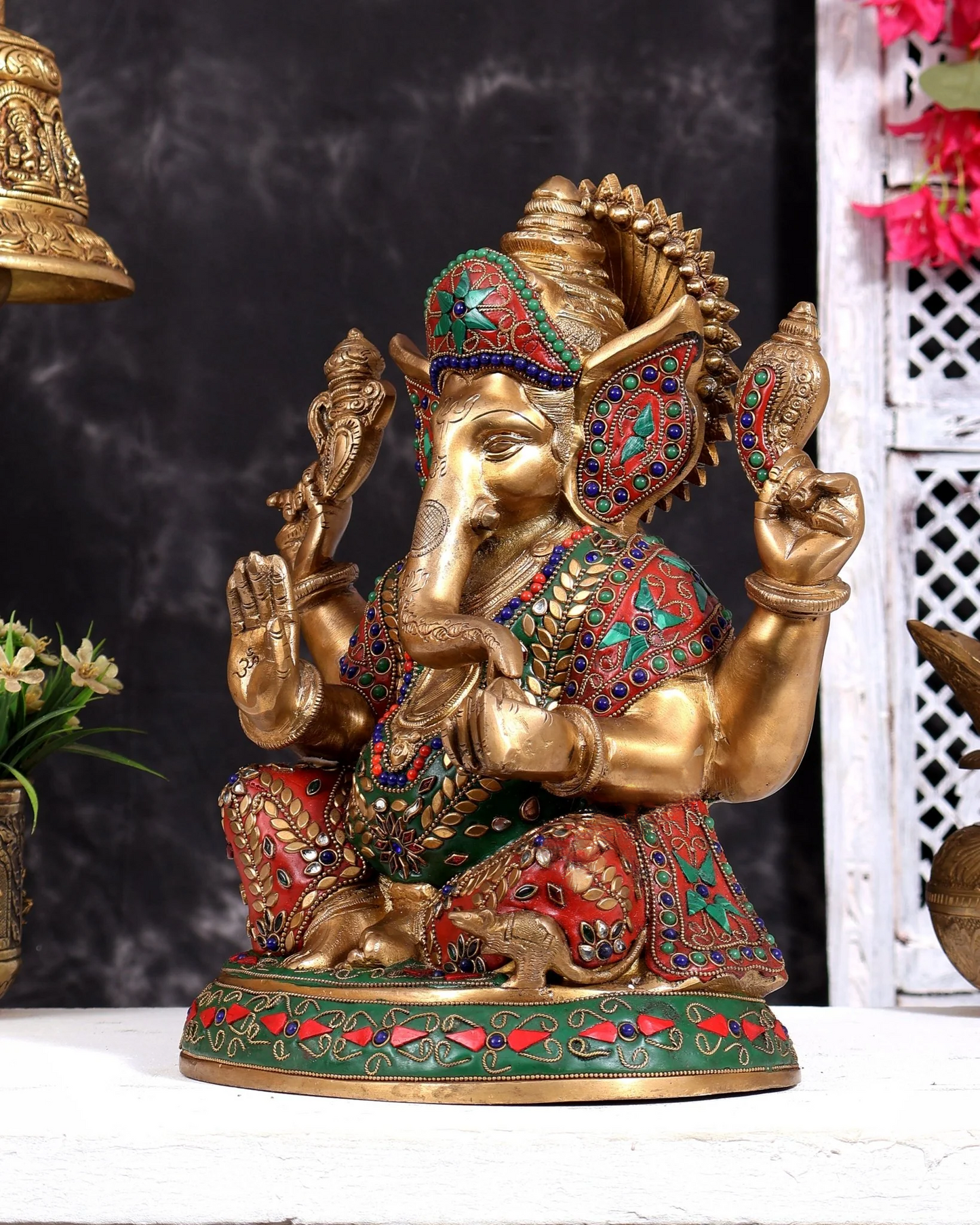 ब्रासोरा® वृंदावन वेणुगोपाल कृष्ण पीतल की प्रतिमा मोर के साथ | एंटीक नीला और सुनहरा रंग | ऊँचाई 20 इंच