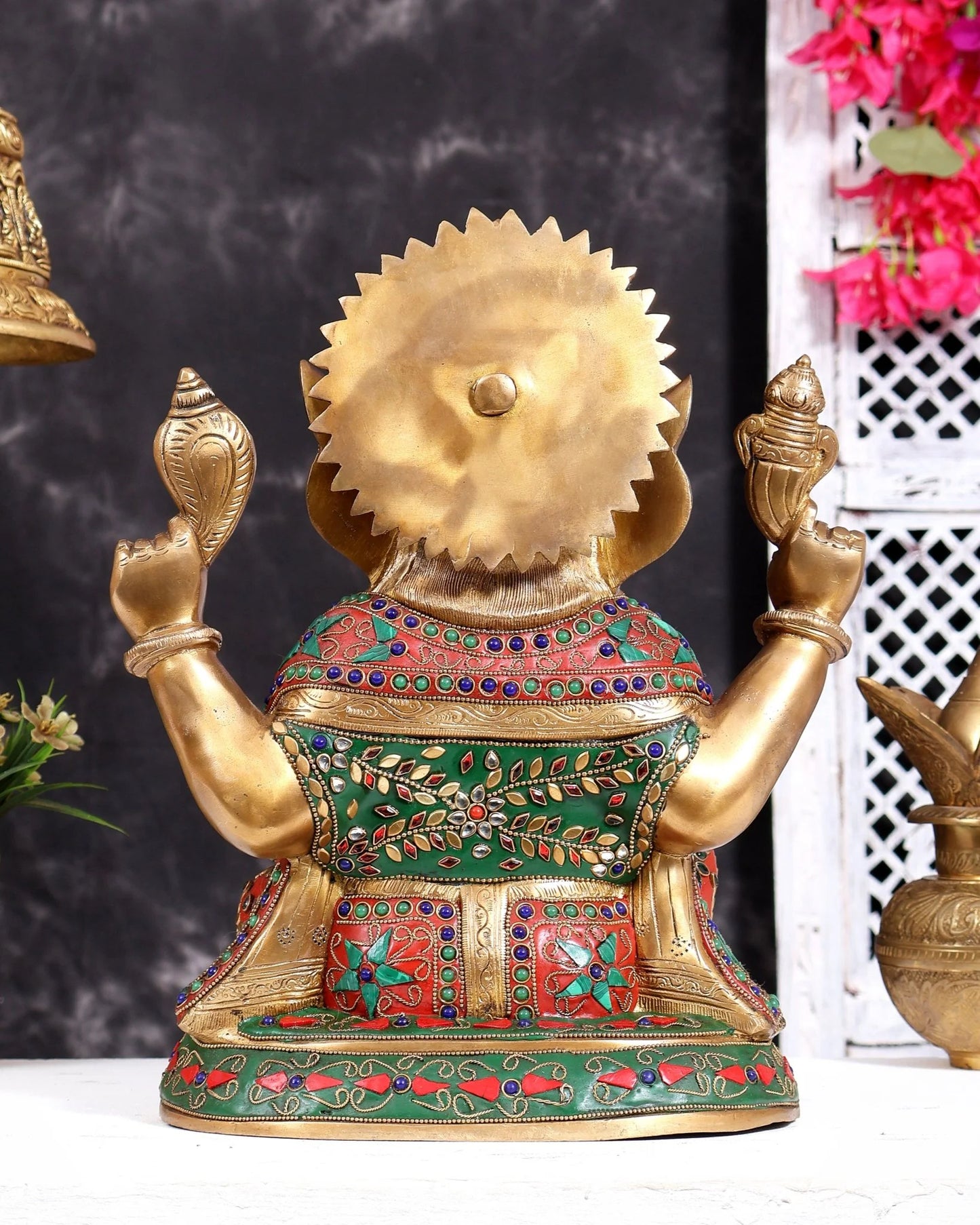 ब्रासोरा® वृंदावन वेणुगोपाल कृष्ण पीतल की प्रतिमा मोर के साथ | एंटीक नीला और सुनहरा रंग | ऊँचाई 20 इंच