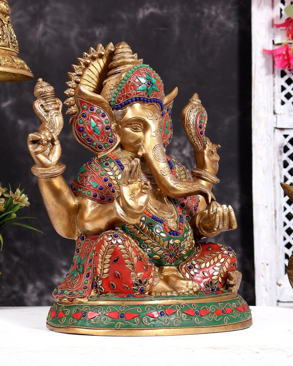 ब्रासोरा® वृंदावन वेणुगोपाल कृष्ण पीतल की प्रतिमा मोर के साथ | एंटीक नीला और सुनहरा रंग | ऊँचाई 20 इंच