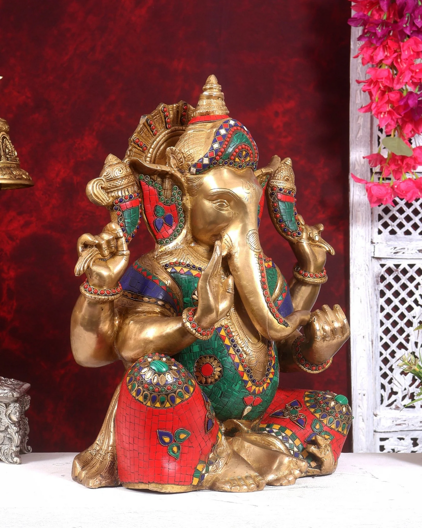 ब्रासोरा® वृंदावन वेणुगोपाल कृष्ण पीतल की प्रतिमा मोर के साथ | एंटीक नीला और सुनहरा रंग | ऊँचाई 20 इंच