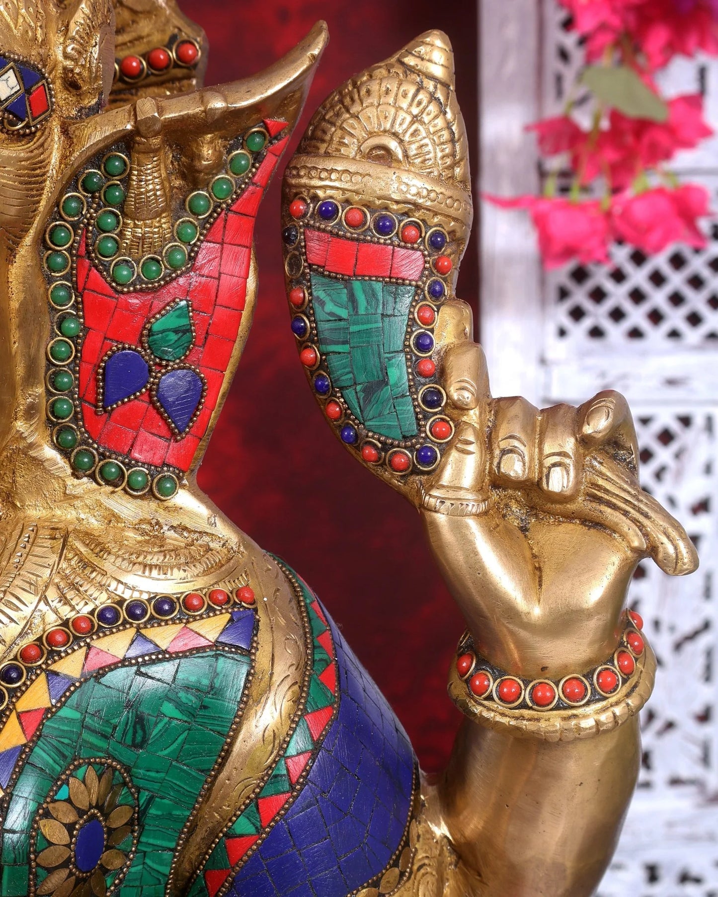 ब्रासोरा® वृंदावन वेणुगोपाल कृष्ण पीतल की प्रतिमा मोर के साथ | एंटीक नीला और सुनहरा रंग | ऊँचाई 20 इंच