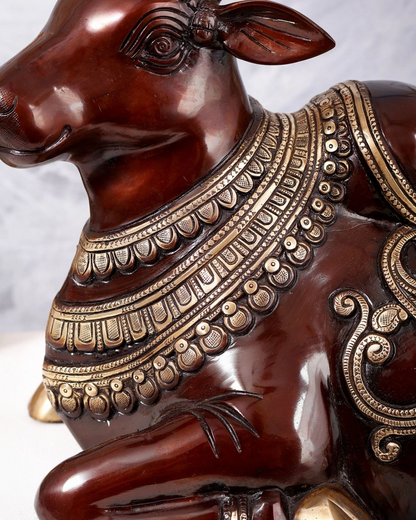 Brassaura® Pure Brass Nandi Statue | Dual Tone Antique Brown & Gold Finish | Sacred Nandi Bull Idol for Home Temple, Pooja Room & Spiritual Décor | 12 Inch | 14.24 Kg