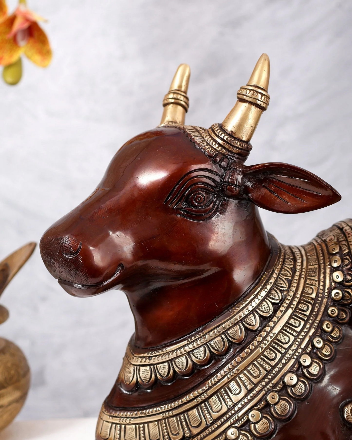 Brassaura® Pure Brass Nandi Statue | Dual Tone Antique Brown & Gold Finish | Sacred Nandi Bull Idol for Home Temple, Pooja Room & Spiritual Décor | 12 Inch | 14.24 Kg