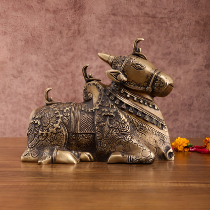 Brassaura™ Pure Brass Fully Carved Nandi – Height 8 Inches & Weight 5.5 Kgs | Matte Gold Finish Sculpture