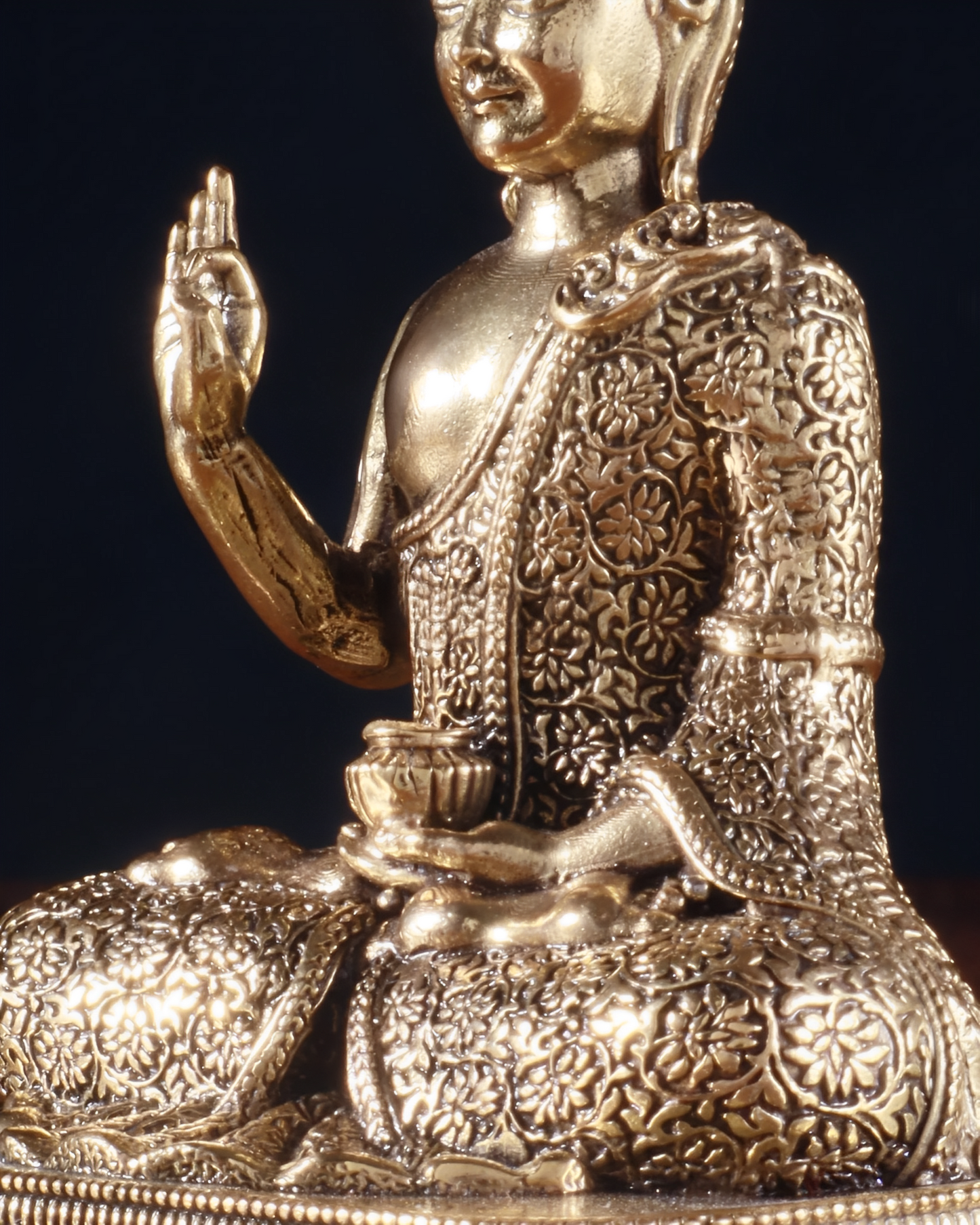 Brass Blessing Buddha Statue Weight 0.189 kg & Height 4 Inch