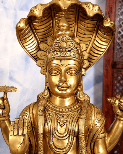 ब्रासोरा® वृंदावन वेणुगोपाल कृष्ण पीतल की प्रतिमा मोर के साथ | एंटीक नीला और सुनहरा रंग | ऊँचाई 20 इंच