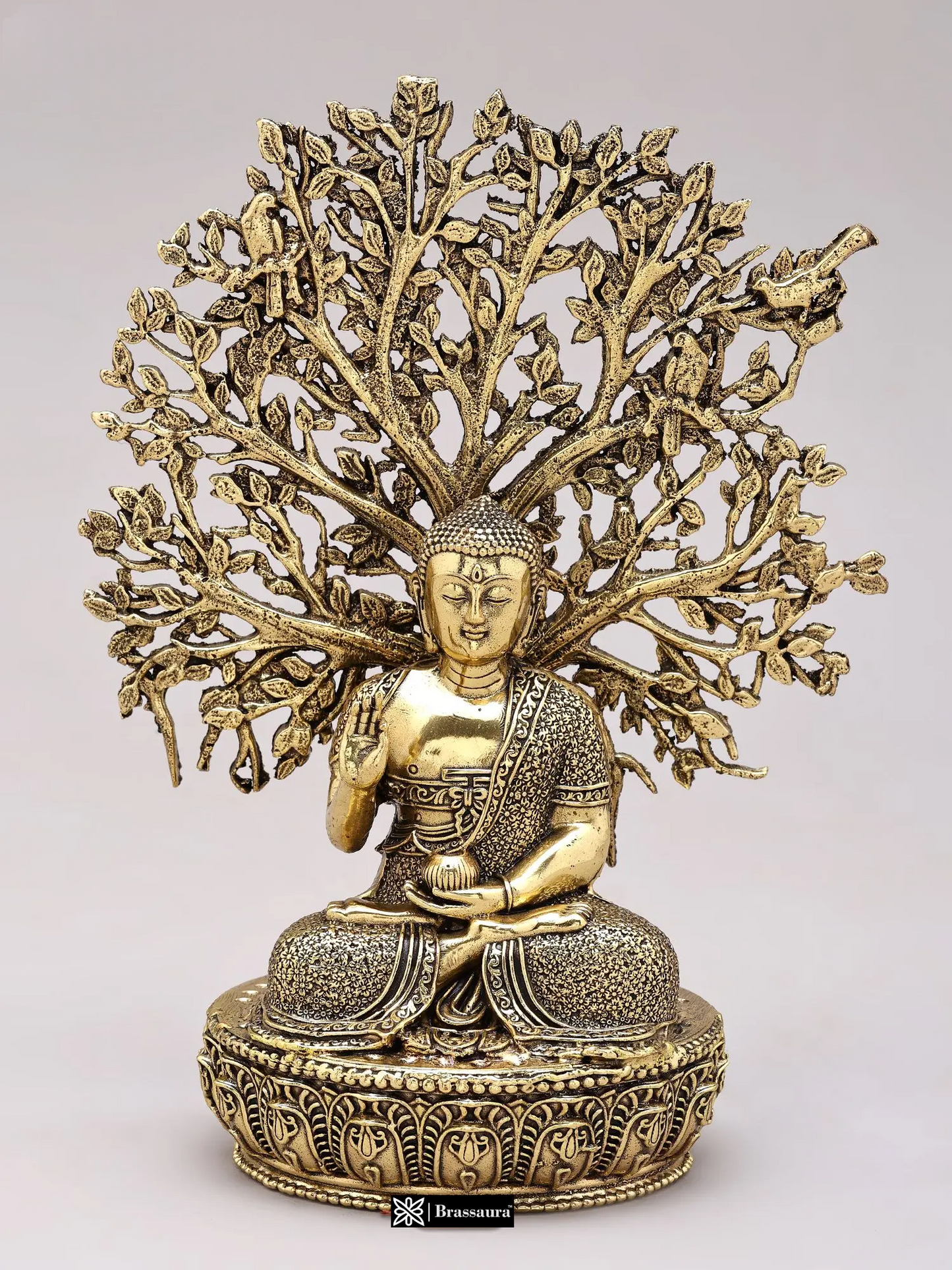 Brassaura® Buddha Meditating Under Bodhi Tree in Vitarka Mudra Idol with Gold Finish | Pure Superfine Brass Handcrafted Murti | Brass Statue for Home Temple, Pooja Room | Height 6.5 Inches | Weight 0.37 Kgs