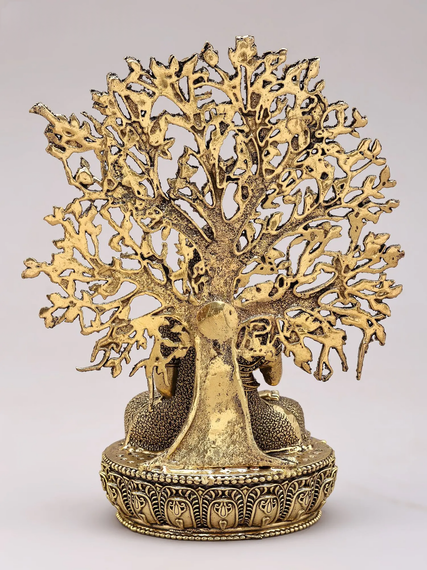 Brassaura® Buddha Meditating Under Bodhi Tree in Vitarka Mudra Idol with Gold Finish | Pure Superfine Brass Handcrafted Murti | Brass Statue for Home Temple, Pooja Room | Height 6.5 Inches | Weight 0.37 Kgs