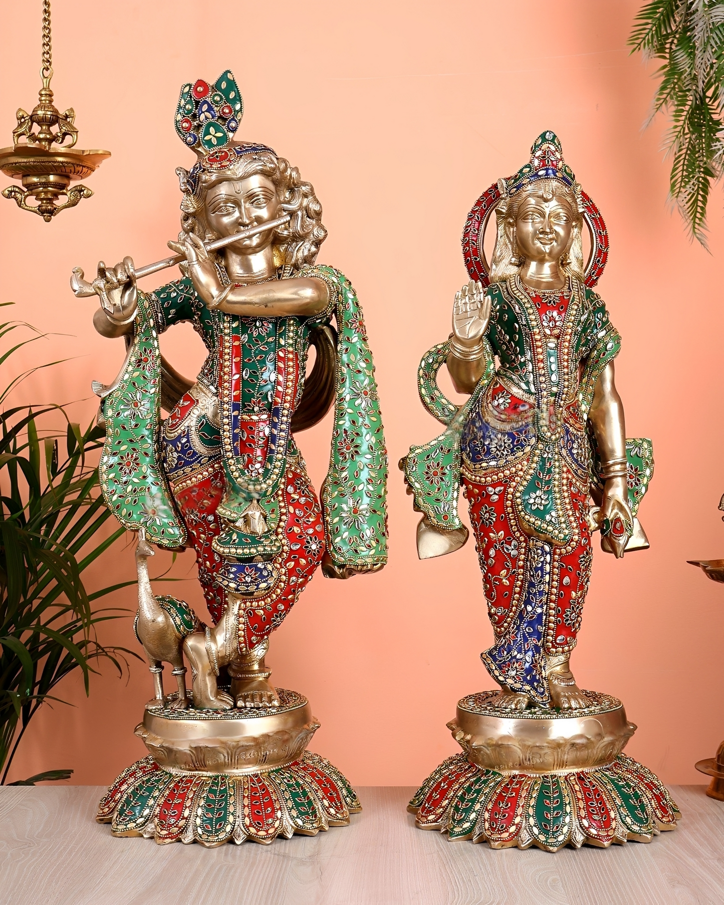 ब्रासोरा® वृंदावन वेणुगोपाल कृष्ण पीतल की प्रतिमा मोर के साथ | एंटीक नीला और सुनहरा रंग | ऊँचाई 20 इंच