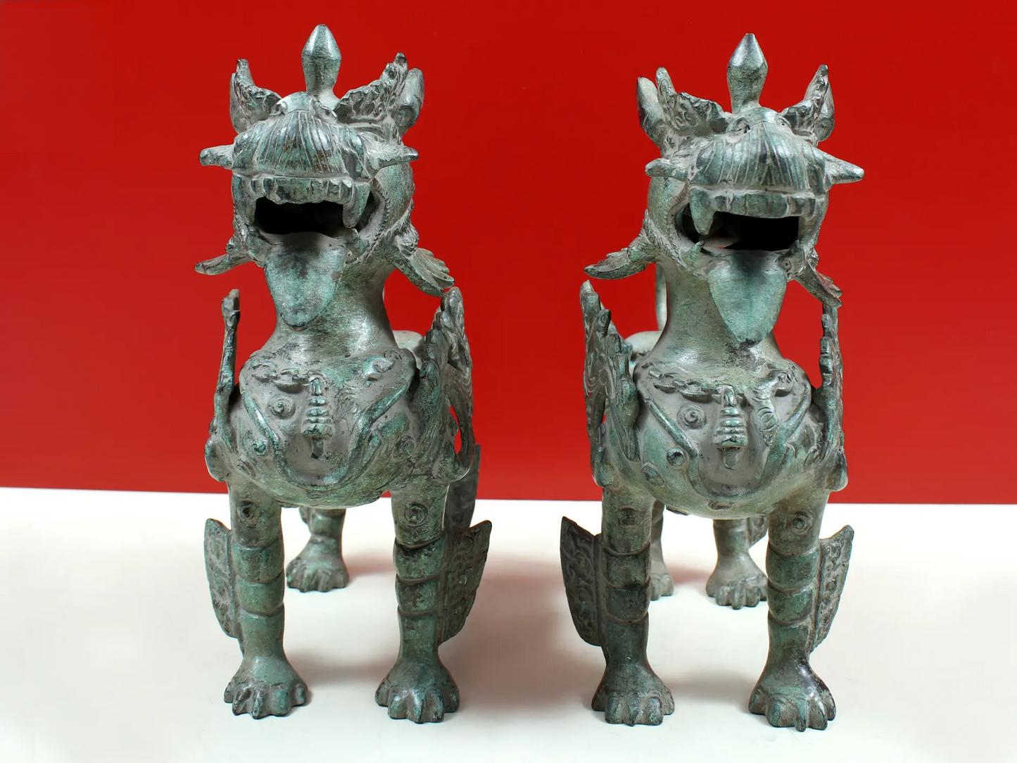 Brassaura® 一对藏式雪狮守护者黄铜雕塑 | 纯黄铜 | 高9英寸，重6.14公斤