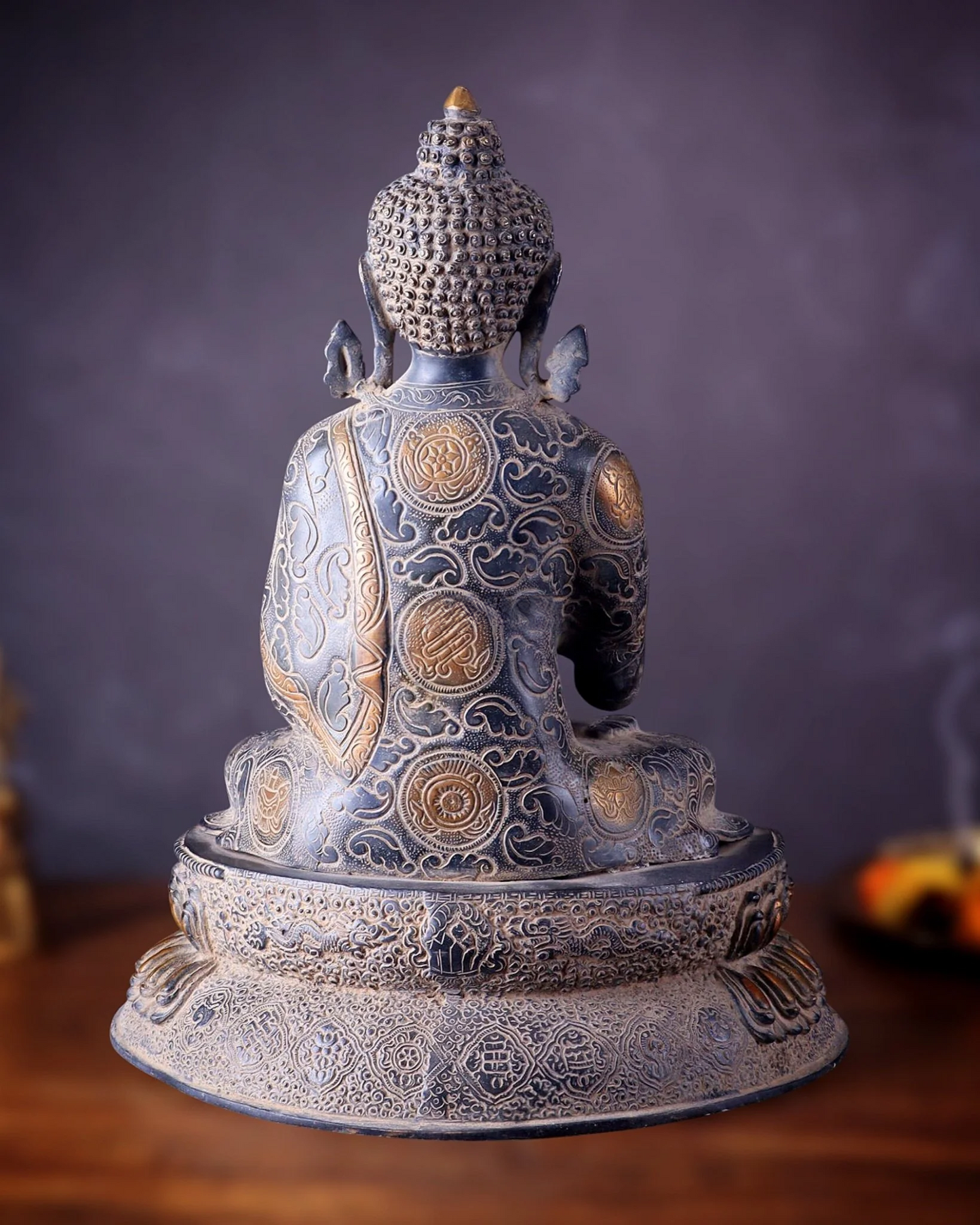 Brass  Bhumisprasa Buddha Statue Weight 10 kg & Height 27.9 Inch