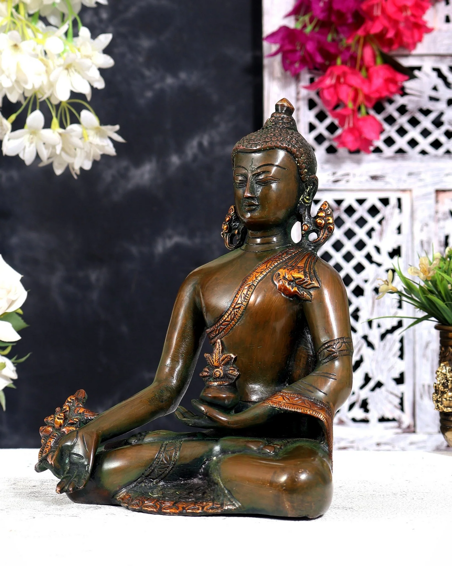 Brassaura® Medicine Buddha Healing Buddha Meditation Idol with Nepalese Bronze Tone Finish | Pure Superfine Brass Handcrafted Murti | Brass Statue for Home Temple, Pooja Room | Height 9 Inches | Weight 2.5 Kgs