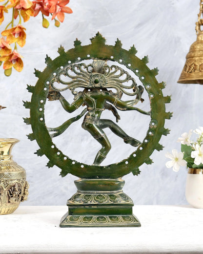 ब्रासोरा® वृंदावन वेणुगोपाल कृष्ण पीतल की प्रतिमा मोर के साथ | एंटीक नीला और सुनहरा रंग | ऊँचाई 20 इंच