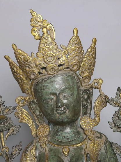 Brassaura® पीतल बैठी तारा देवी प्रतिमा | एंटीक डुअल टोन फिनिश | ऊंचाई 34 इंच और वजन 33.30 किलोग्राम