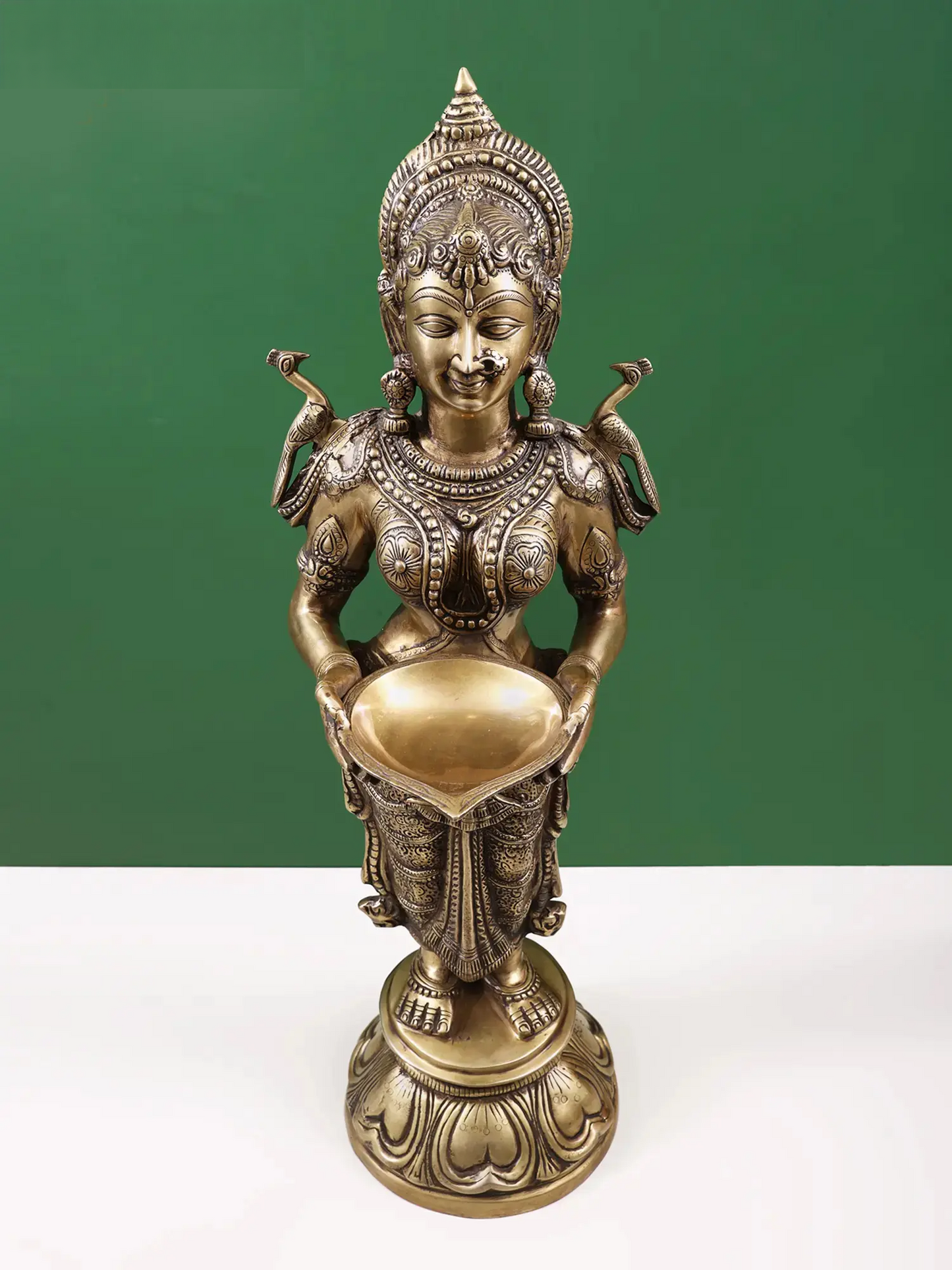 Brassaura® Deep Lakshmi Standing Oil Lamp | Intricate Traditional Brass Work | Height 29.9 Inches & Weight 15.40 kgs