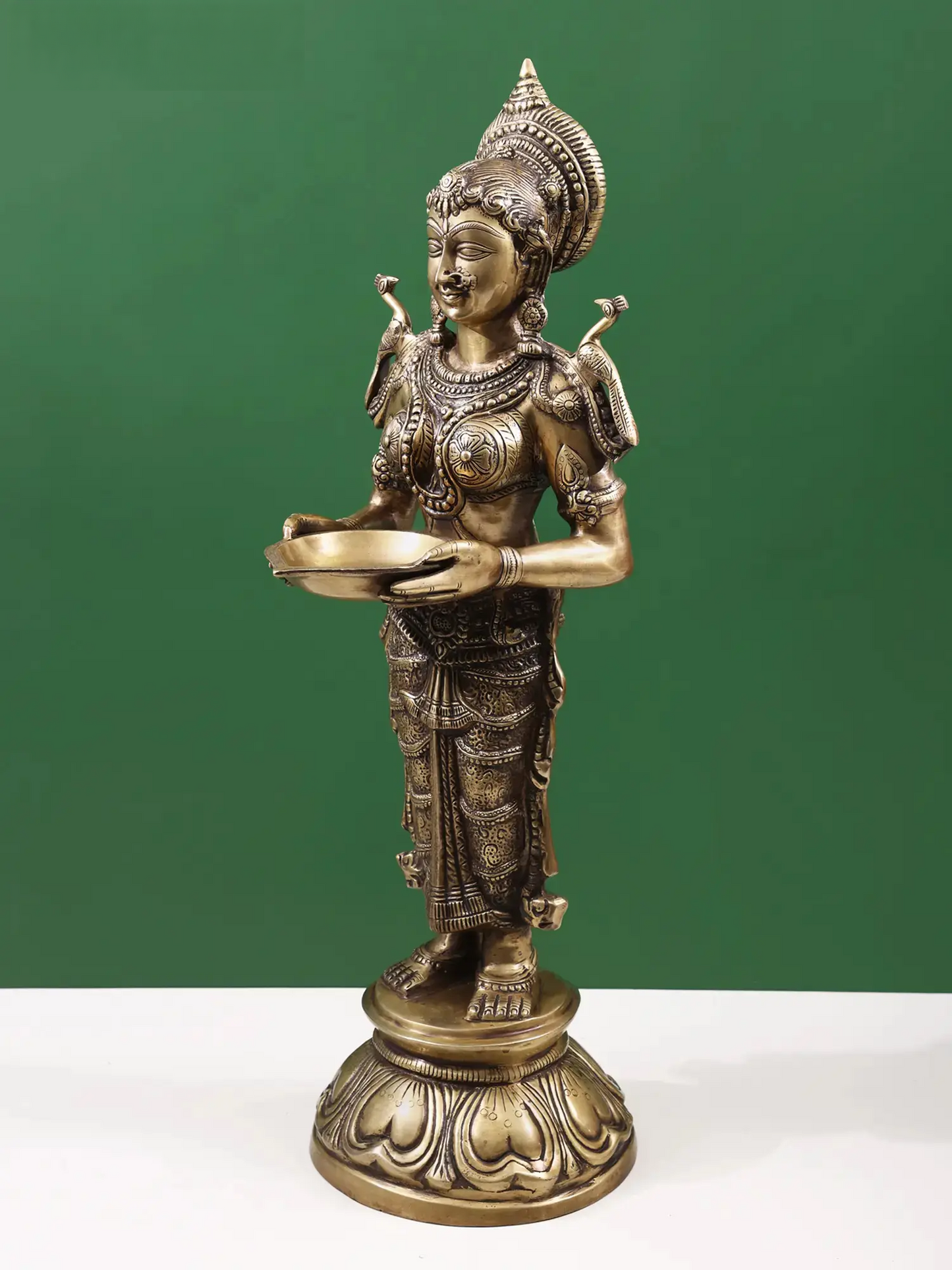 Brassaura® Deep Lakshmi Standing Oil Lamp | Intricate Traditional Brass Work | Height 29.9 Inches & Weight 15.40 kgs