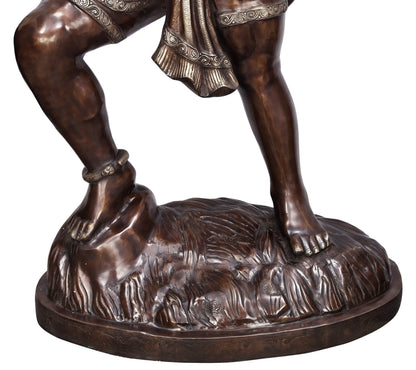 ब्रसाउरा® भव्य वीर हनुमान प्रतिमा | प्राकृतिक पीतल फ़िनिश | ऊँचाई 65.94 इंच और वज़न 138.40 किग्रा