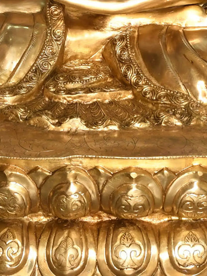 ब्रासॉरा® ग्रैंड ब्लेसिंग बुद्ध प्रतिमा | प्राकृतिक पीतल फ़िनिश | ऊँचाई 60 इंच और वज़न 183 किग्रा