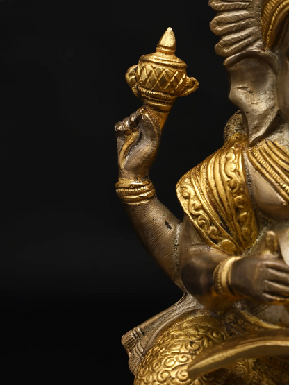 ब्रासोरा™ शुद्ध पीतल गणेश मूर्ति पूजा कक्ष और गृह सज्जा के लिए | 8 इंच | 3.76 किलोग्राम