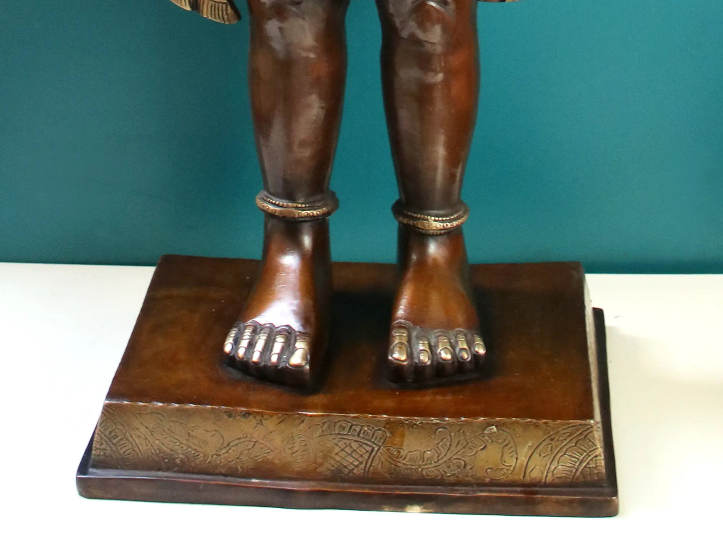 Brassaura® Hanuman Standing Blessing Pose Idol with Brown With Natural Brass Finish | Pure Superfine Brass Handcrafted Murti | Brass Statue for Home Temple, Pooja Room | Height 35 Inches | Weight 31.36 Kgs
