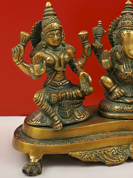 Brassaura® Lakshmi Ganesha Saraswati Brass Statue | Height 6.10 Inches & Weight 3 kgs