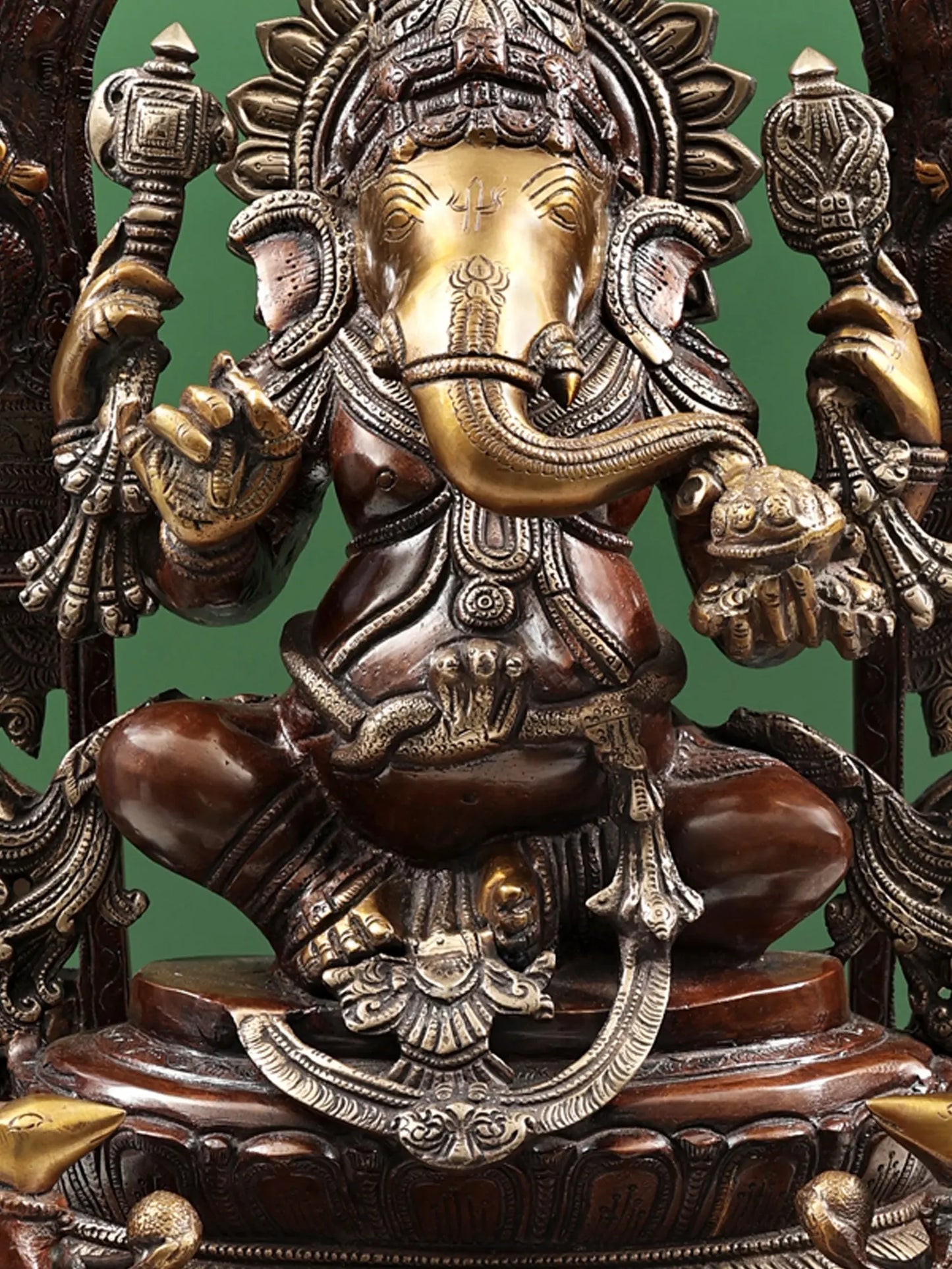 Brassaura® Royal Dual-Tone Arch Ganesha Brass Statue | Height 21.06 Inches & Weight 29.40 kgs