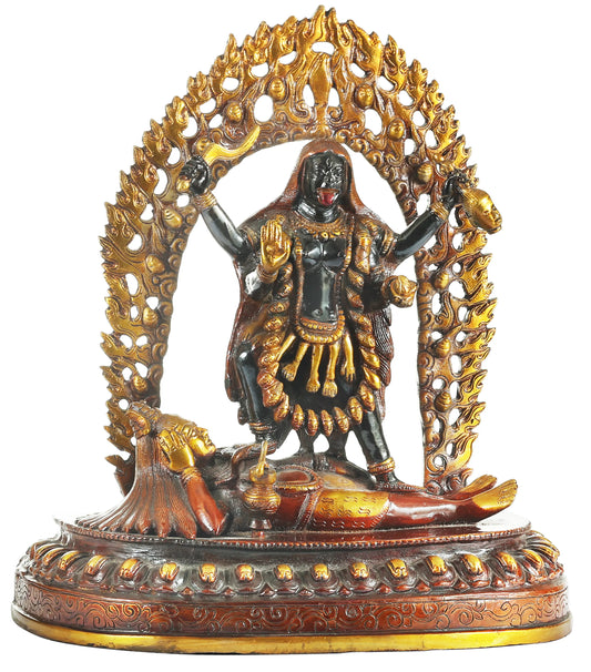 ब्रासौर® महाकाली शिव पर खड़ी | एंटीक फ़िनिश पीतल की मूर्ति | ऊंचाई 32 इंच | वज़न: 5.80 किलोग्राम