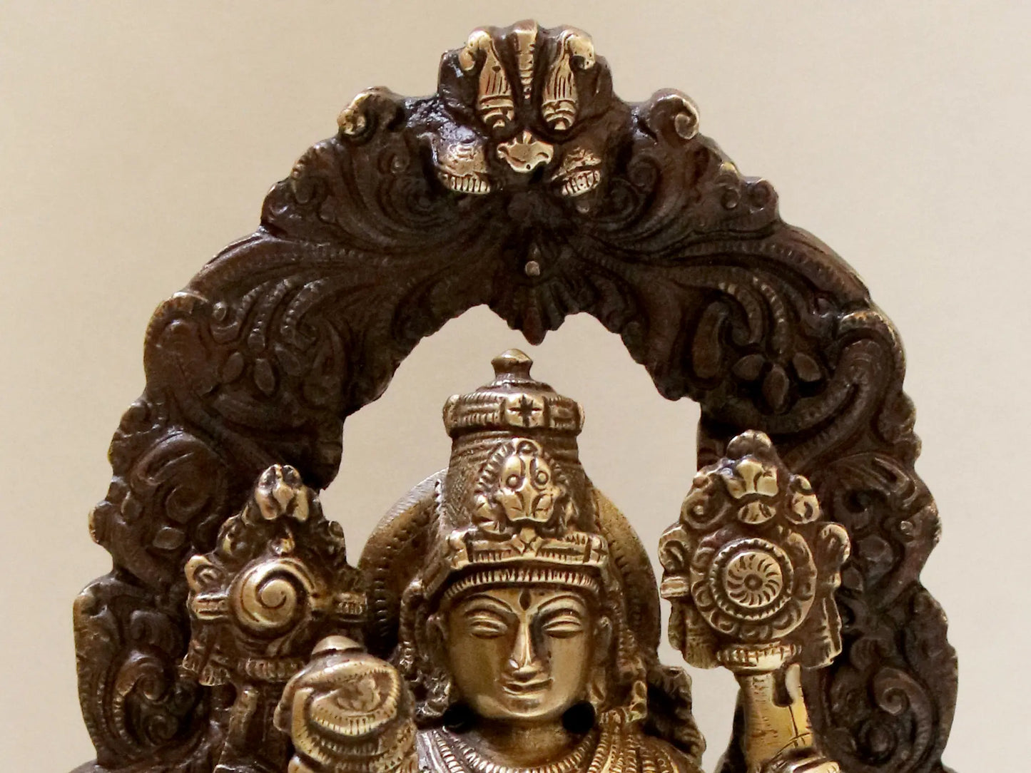 Brassaura® Lord Vishnu Brass Statue | Height 9.4 Inches & Weight 1.90 kgs