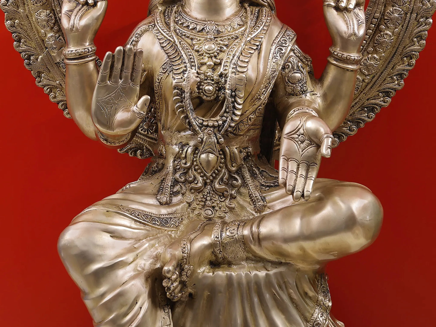 Brassaura® Brass Goddess Lakshmi Statue – Antique Finish | Height 135 cm & Weight 56.50 kg