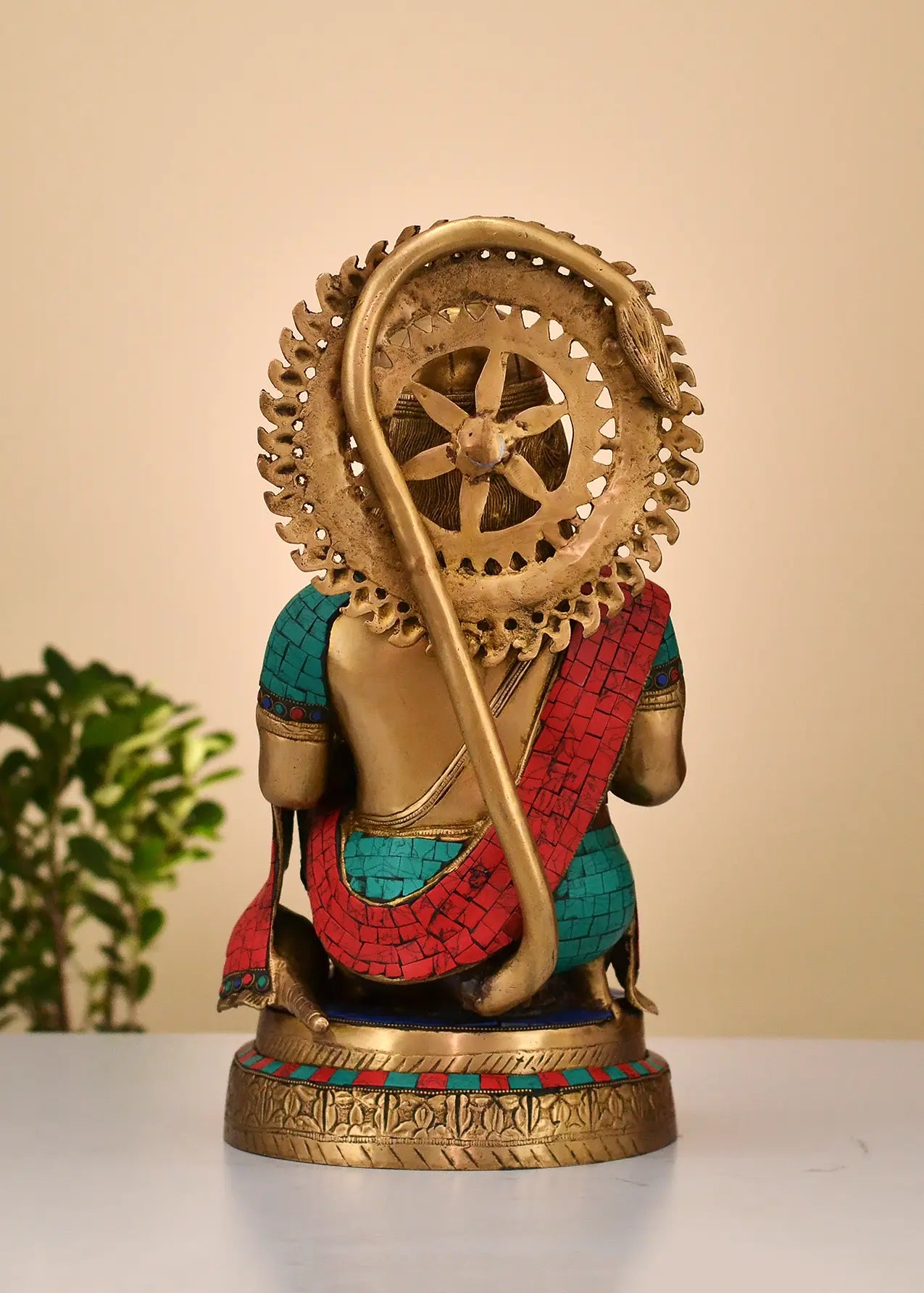 ब्रासुरा® बैठे हुए आशीर्वाद देते हनुमान | जड़ाई के काम के साथ पीतल | ऊँचाई 19 इंच और वज़न 18.18 किलोग्राम