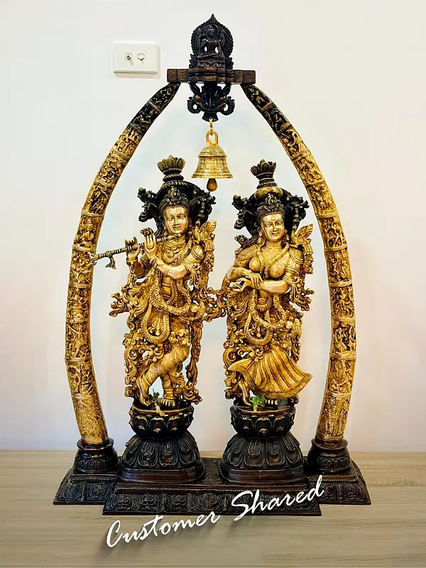 ब्रासोरा® पीतल की राधा कृष्ण की मूर्ति, अलंकृत विवरण के साथ | ऊँचाई 112 सेमी और वज़न 73 किग्रा
